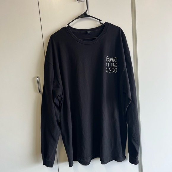 Panic at the disco long sleeve 2XL black shirt. Preowned good condition. - Picture 2 of 5